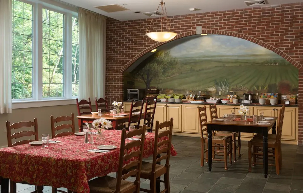 Lake Opechee Inn and Spa