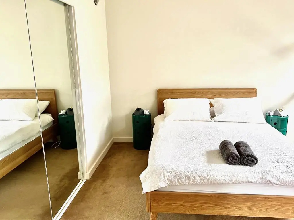 Lovely 1 bedroom apartment in Crows Nest