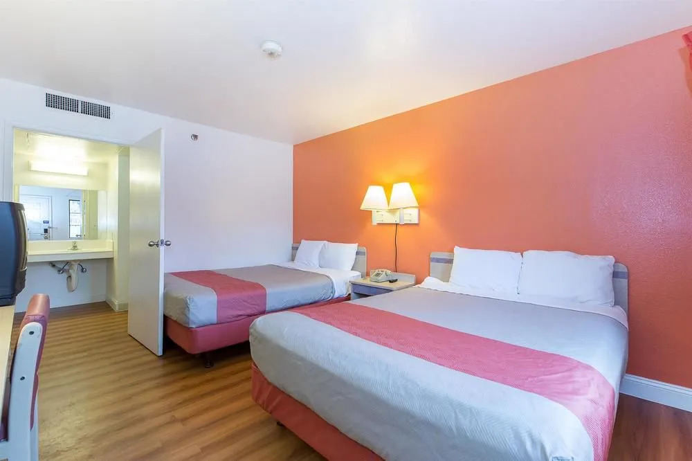Motel 6 Vallejo - Maritime North