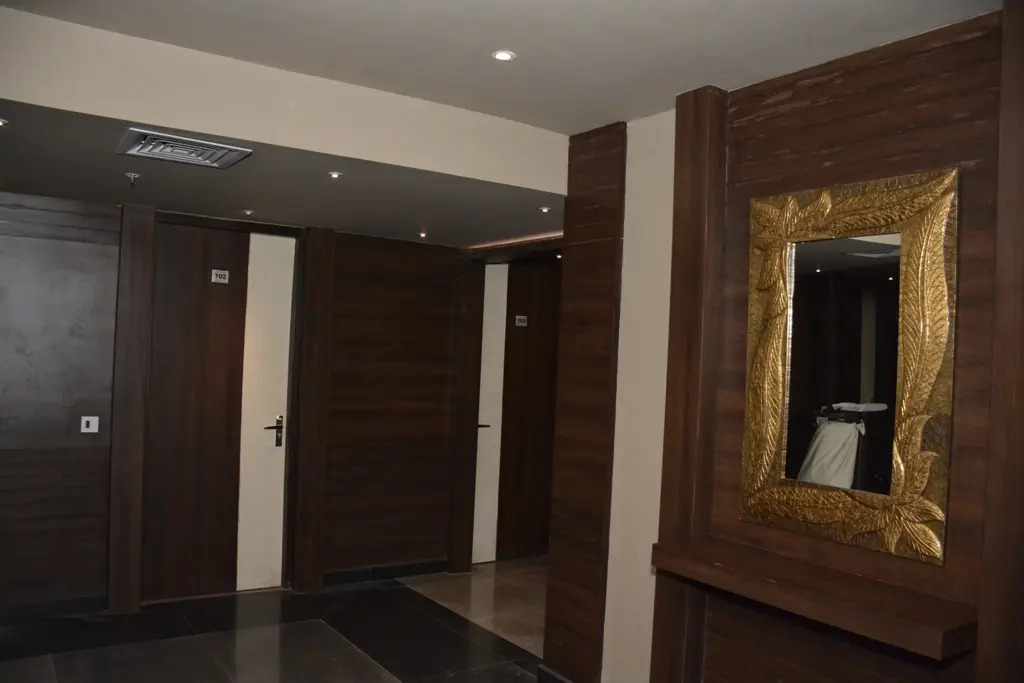 Hide Away Suites