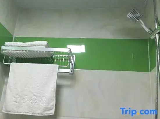 Yongcheng Lizhen shangwubinguan Hotel
