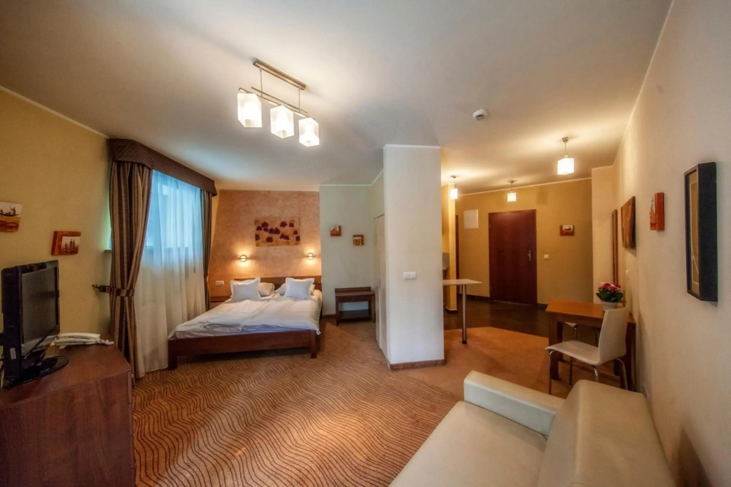 Hotel Murowanica