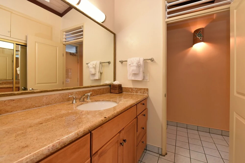 Napili Shores D227 Studio Bedroom 1 Bathroom Condo