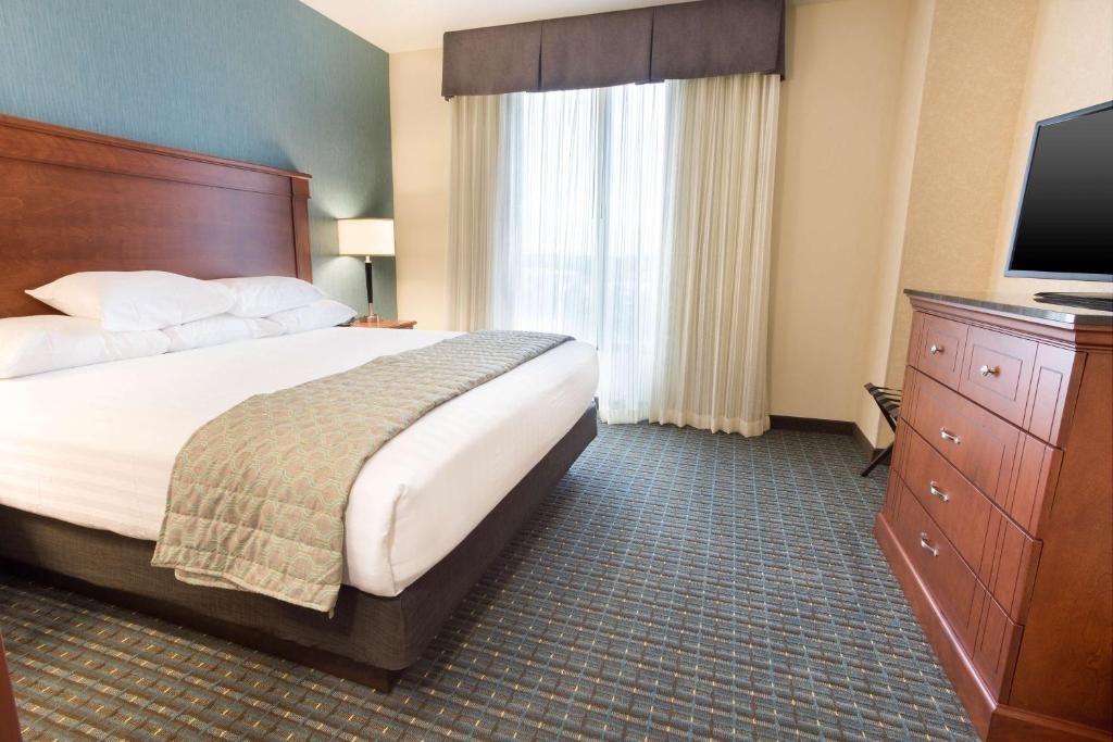 Drury Plaza Hotel St Louis Brentwood