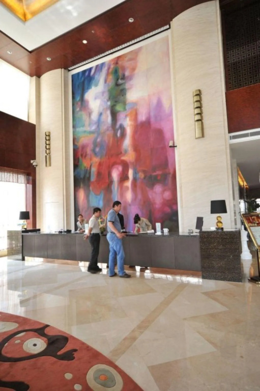 S&N Dalian Hotel