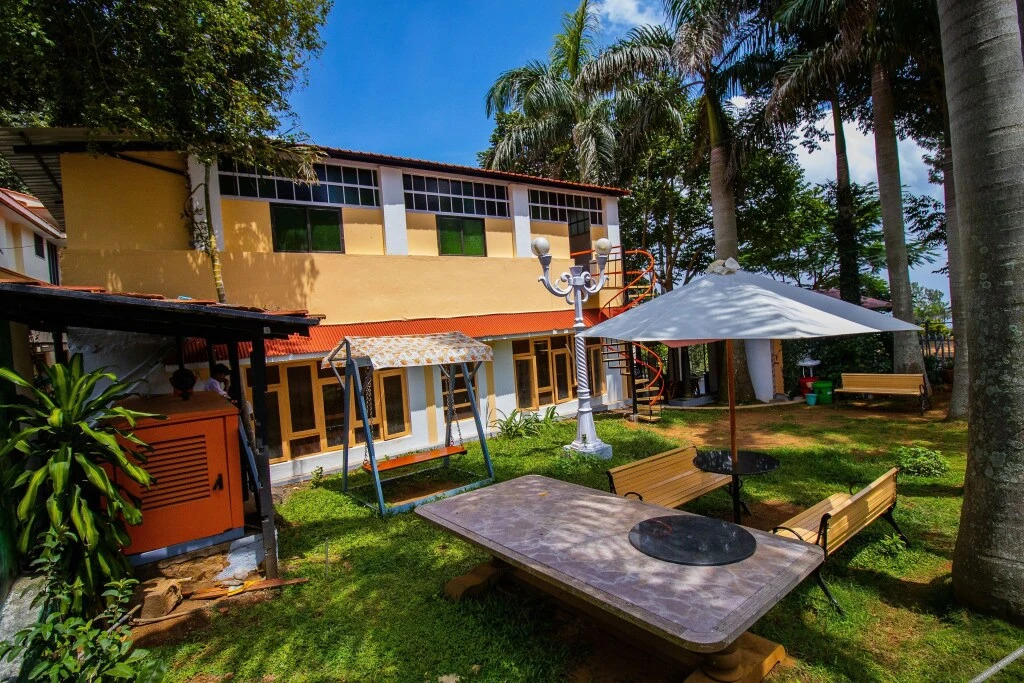 Residenza - Clifton Inn Resorts