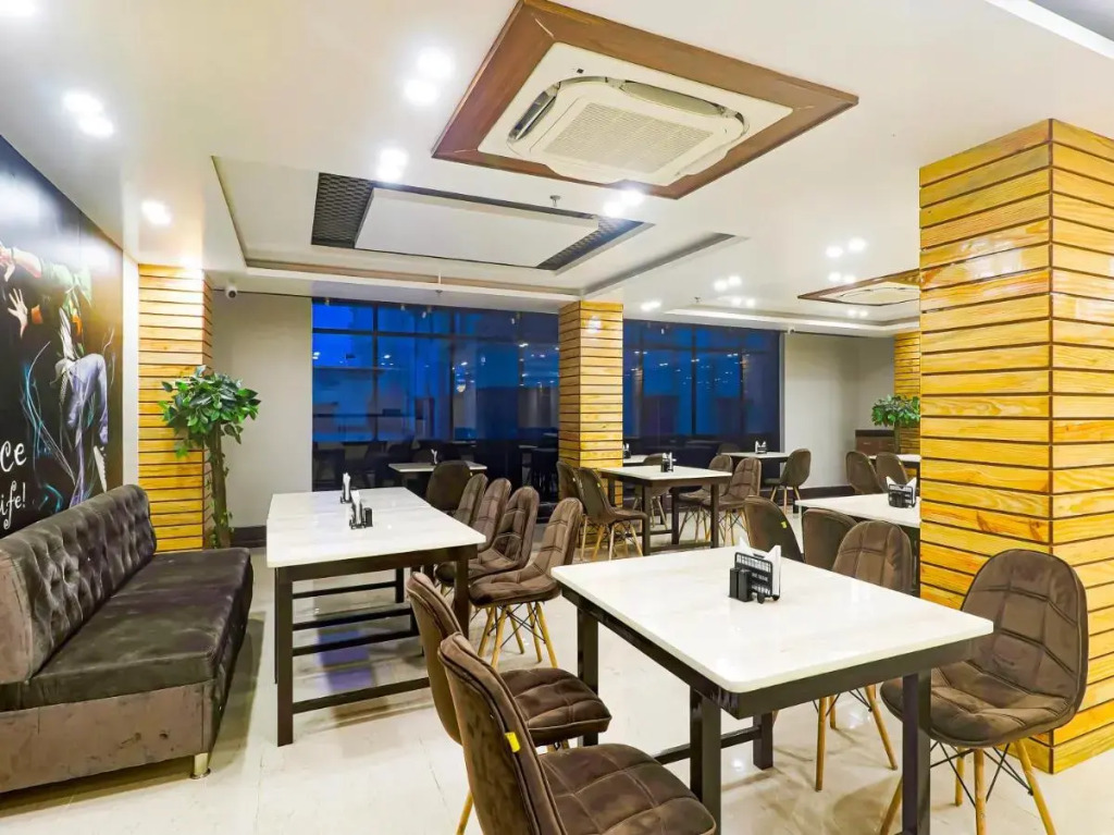 Fabhotel Palash