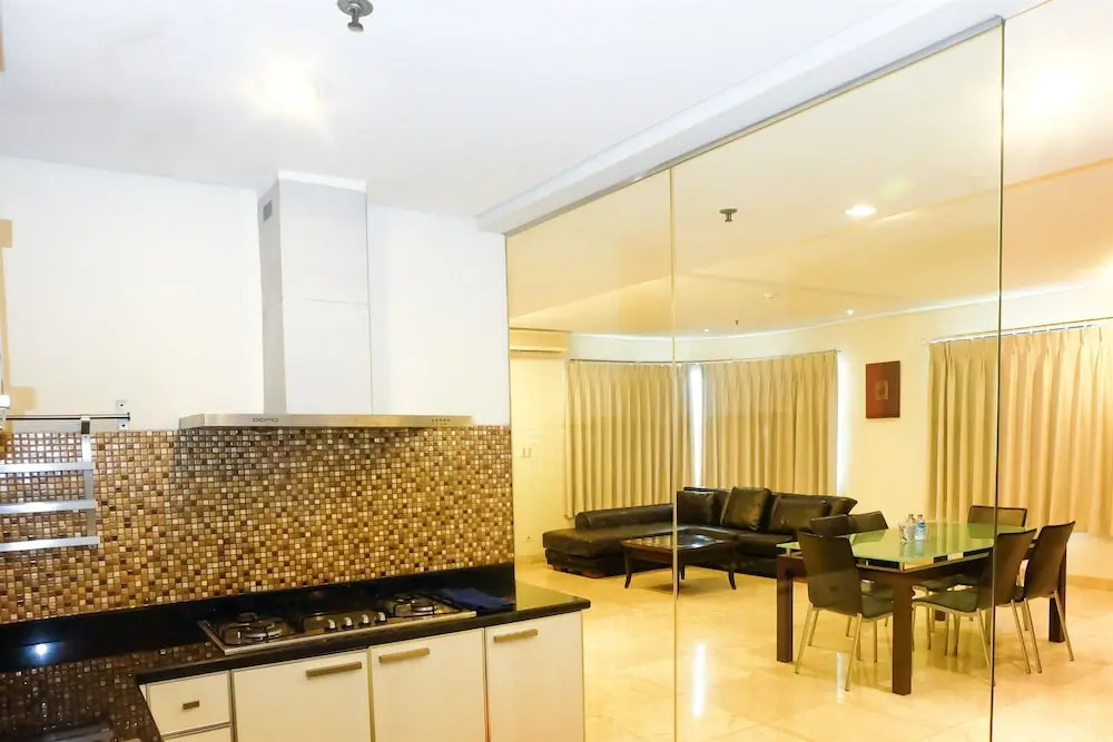 2 Bedroom Park Royale By Travelio