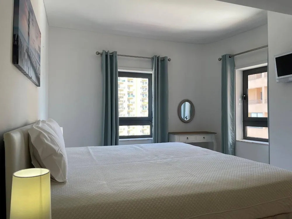 07 in Portim o With 3 Bedrooms and 2 Bathrooms