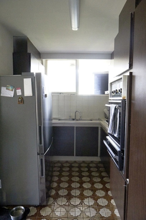Retro Apart with Air Conditioning Perfect Location