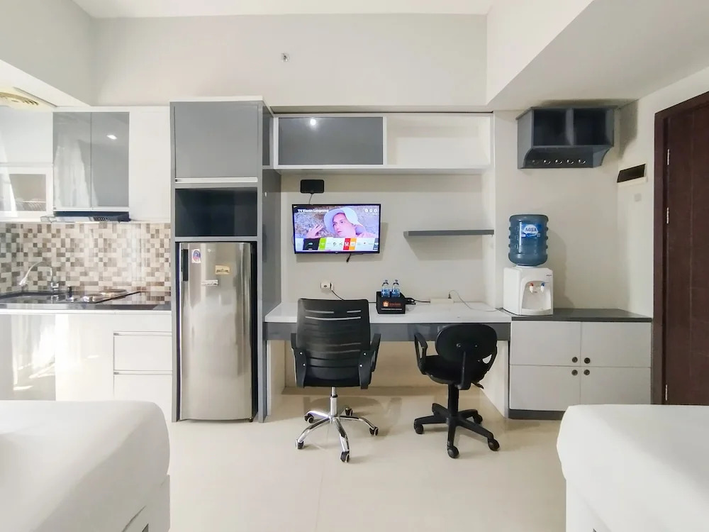 Strategic And Comfy Studio At Skyland City Jatinangor Apartment
