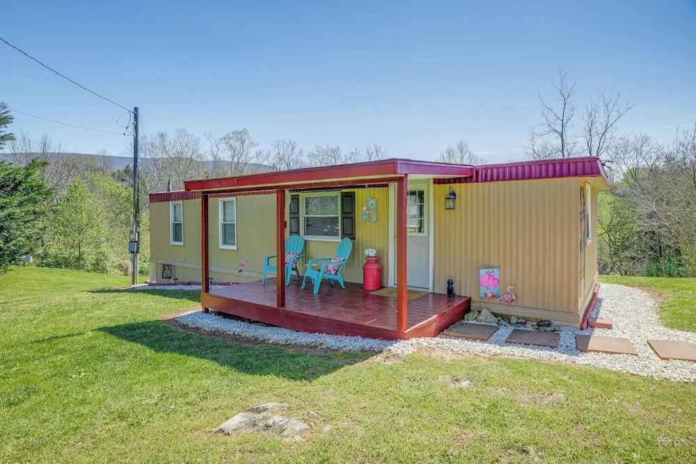 Waterfront Virginia Retreat w/ Canoe, Pets Welcome