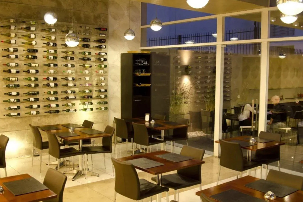 My Suites Boutique Hotel & Wine Bar