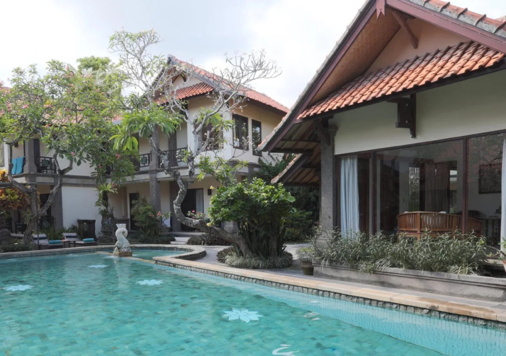 Puri Mesari Hotel