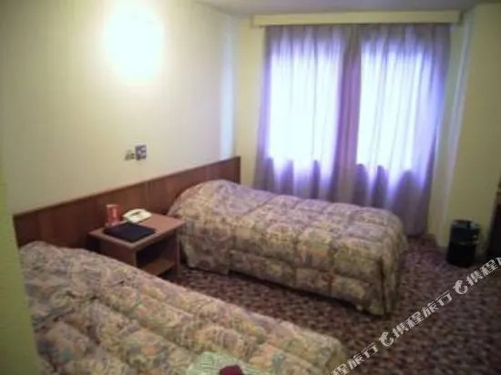 Petit Hotel Yubara Resort