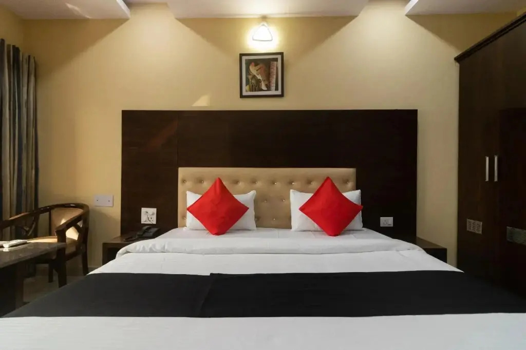 Hotel Rudraksh by OYO Rooms