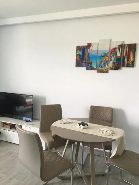 Velvet 64 apartament pe plaja