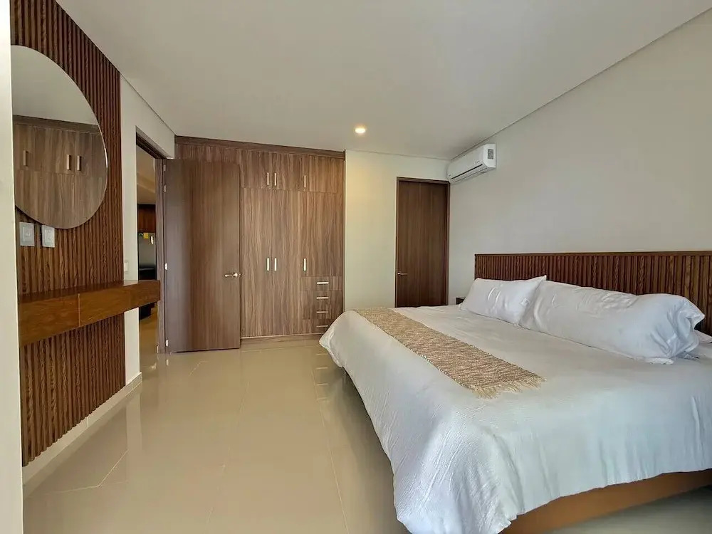 Torre Eleve Apartments