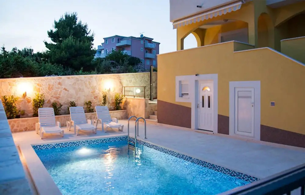 Awesome Apartment in Zecevo Rogoznicko With 1 Bedrooms, Wifi and Outdoor Swimming Pool