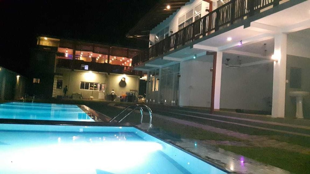 Casa Samaya, Boutique Beachfront Hotel in Weligama
