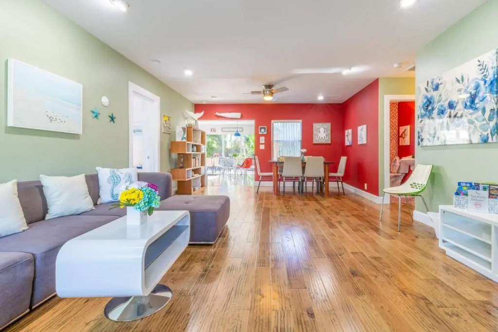 Private Pool & Games Near Dania Pointe & Beaches