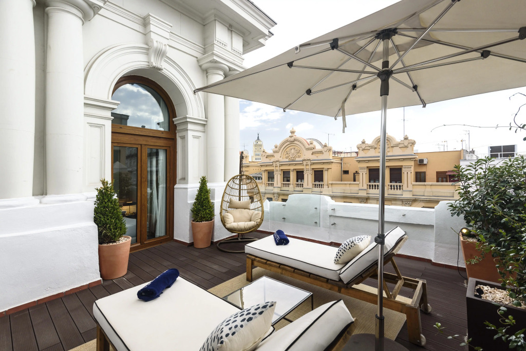 Boutique Hotel H10 Villa de la Reina