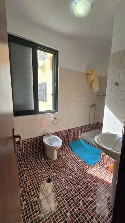 Tirent Apartment - Cozy Bedrooms Stay by Golem Beach.