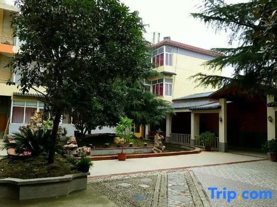 Yaxing Express Hotel
