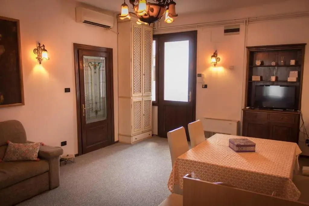 10 Modern Living in the Heart of the City