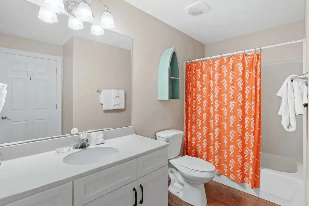 Emerald Isle Resort 405 by Avantstay Beachfront, Beach Chairs + Pool Access