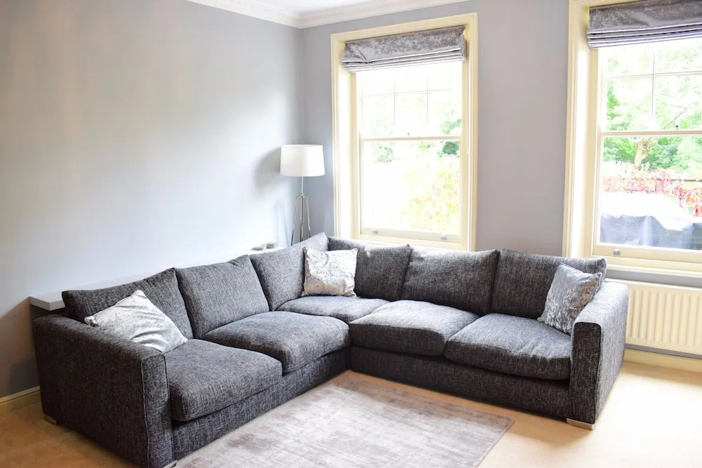 2 Bedroom Apartment With Terrace
