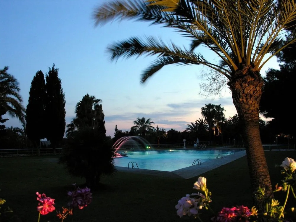Vilanova Park - Caravan Park