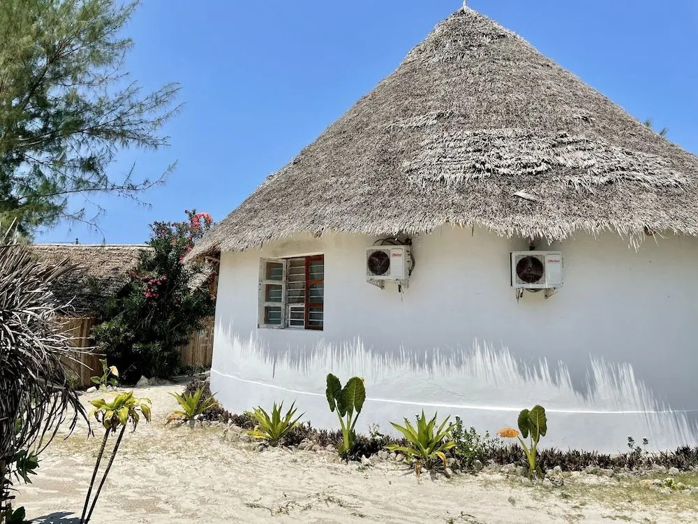 Duara House