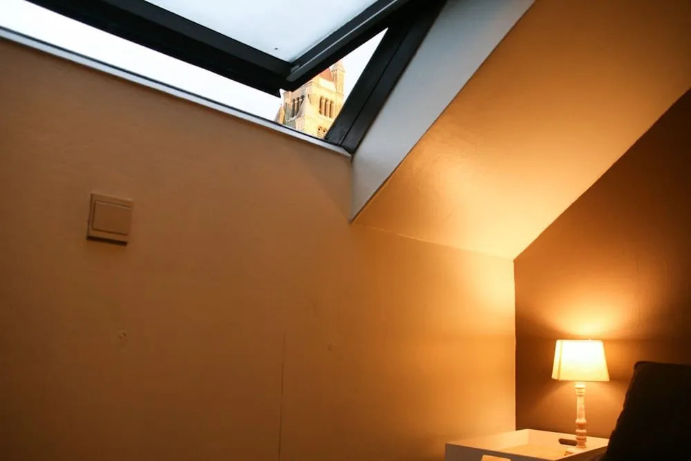 Hostel 28