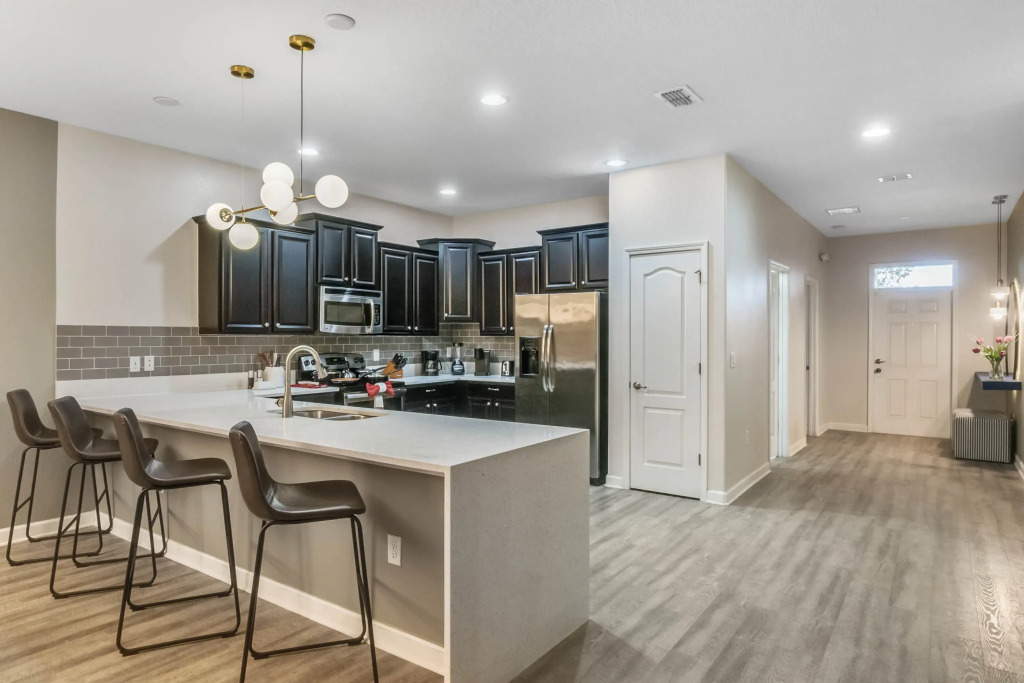 9 Bedrooms 5 Bathrooms Champions Gate 1418Tr