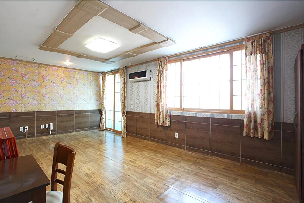 Geojedohaeyang Pension
