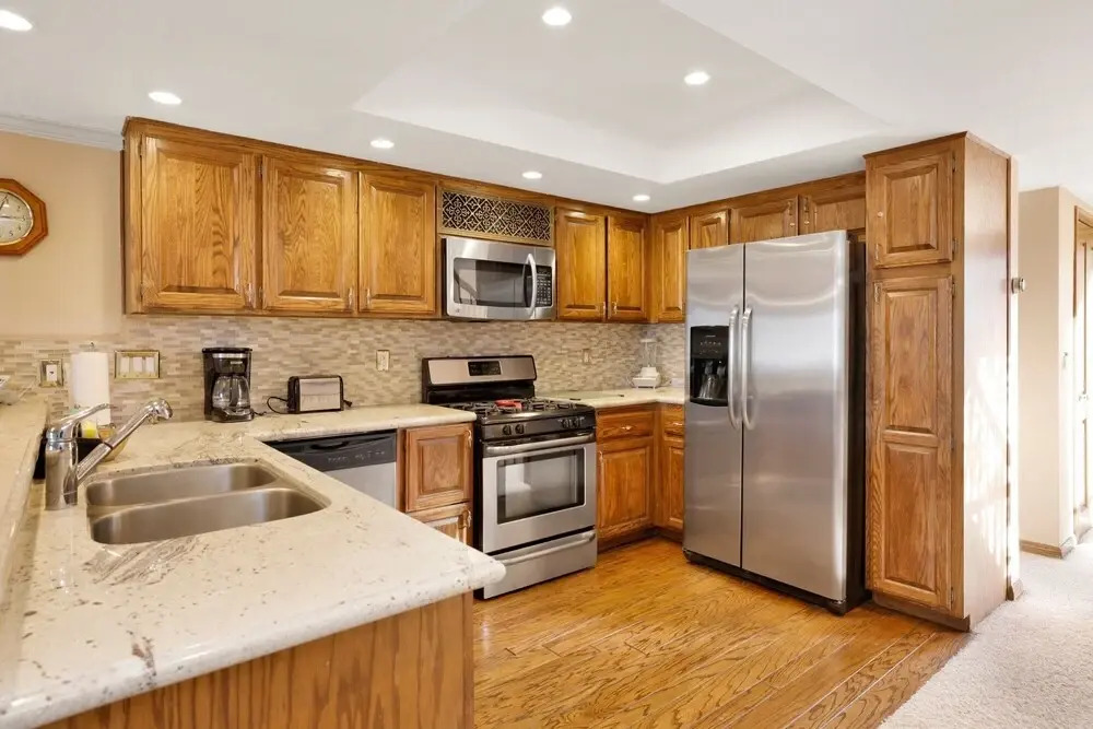 2250-forest Shores Lake View Condo Combo 3 Bedroom Home by RedAwning