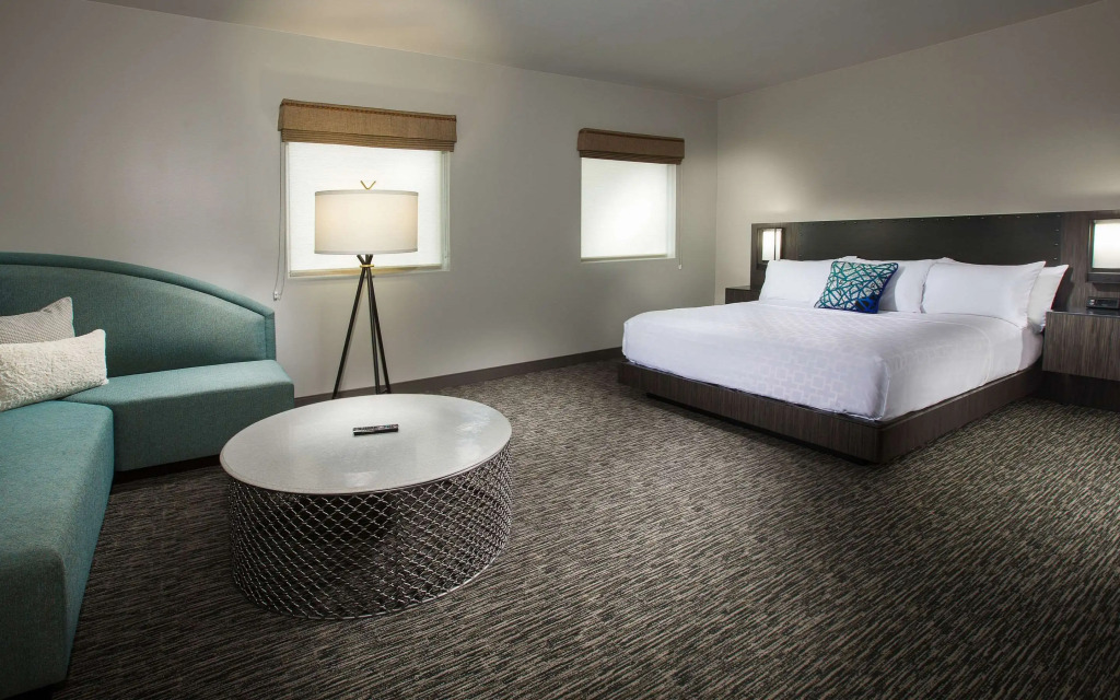 The Elmore Hotel, DFW Southlake, a Tribute Portfolio Hotel
