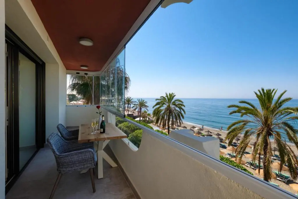 Luxury 3 Bedroom Beach Front Apartment in Marbella