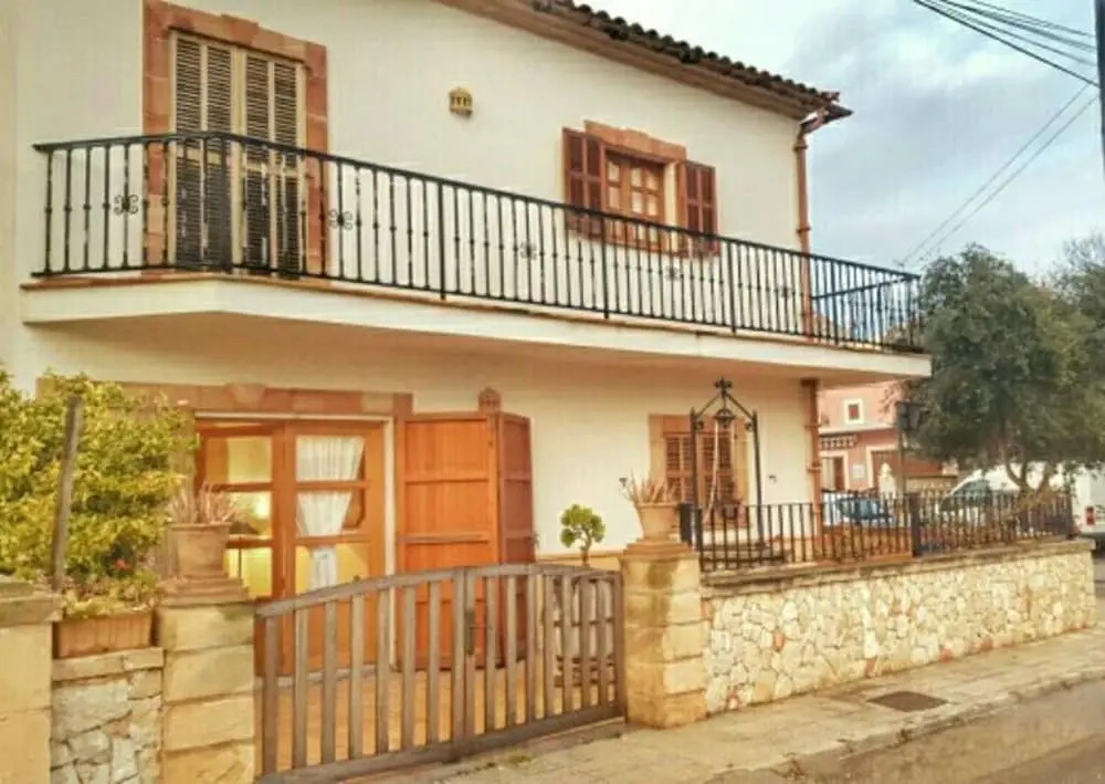 House With 3 Bedrooms in S'illot-cala Morlanda, With Furnished Terrace