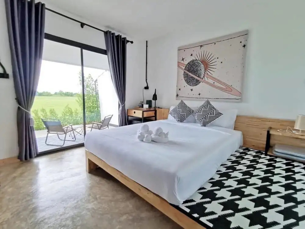 Penguin Villa Resort & Bistro