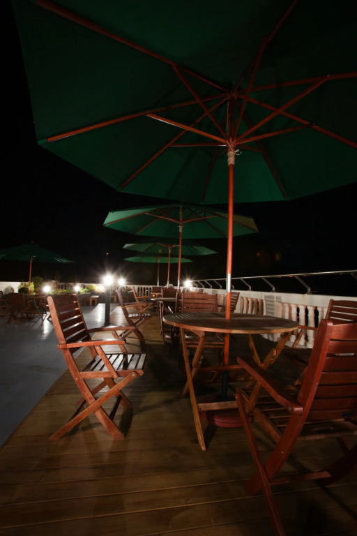 AVA Hotel Jeju Hamdeok