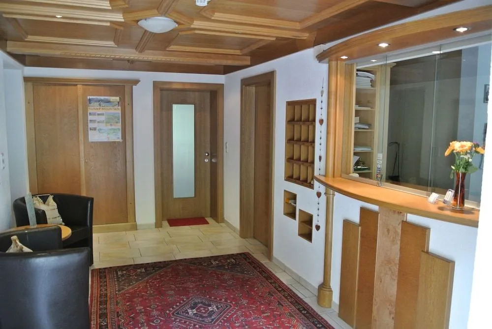 Hotel Garni Central - Zimmer - Studios - Apartments