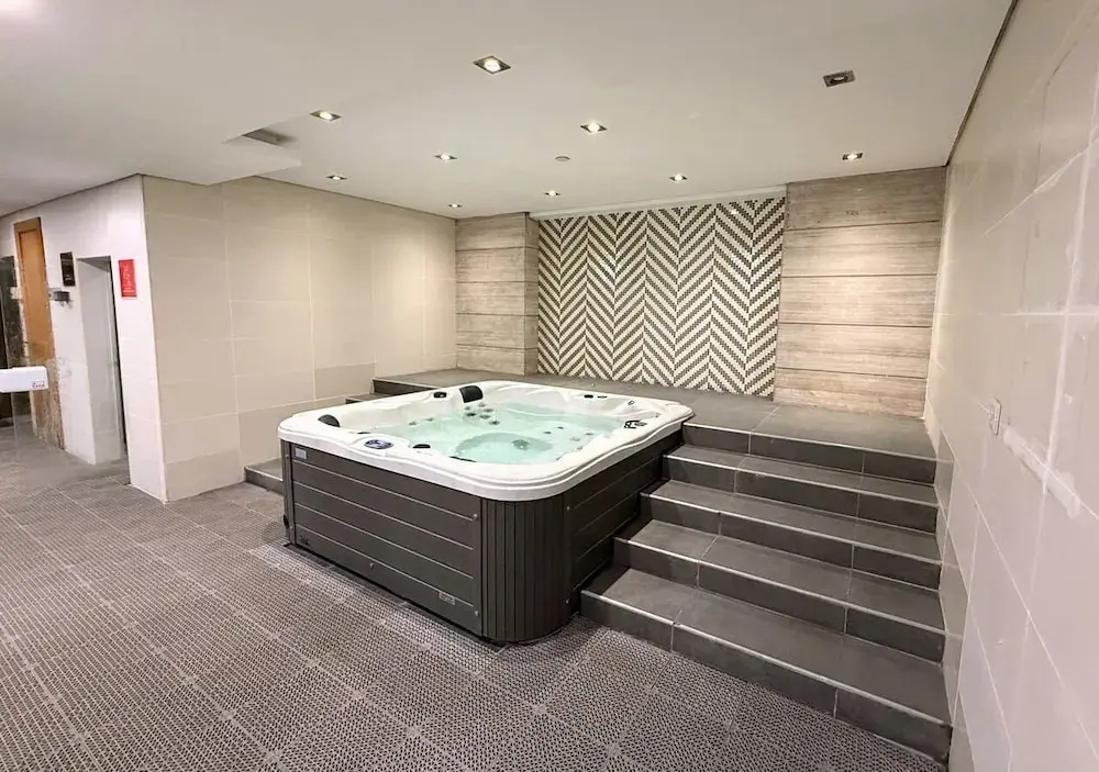 Capital Bay Comfort Studio city view