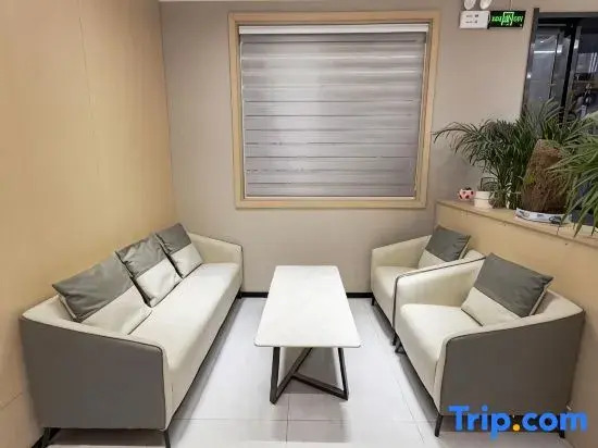 Shell Hotel (Jiyuan Vocational and Technical College)
