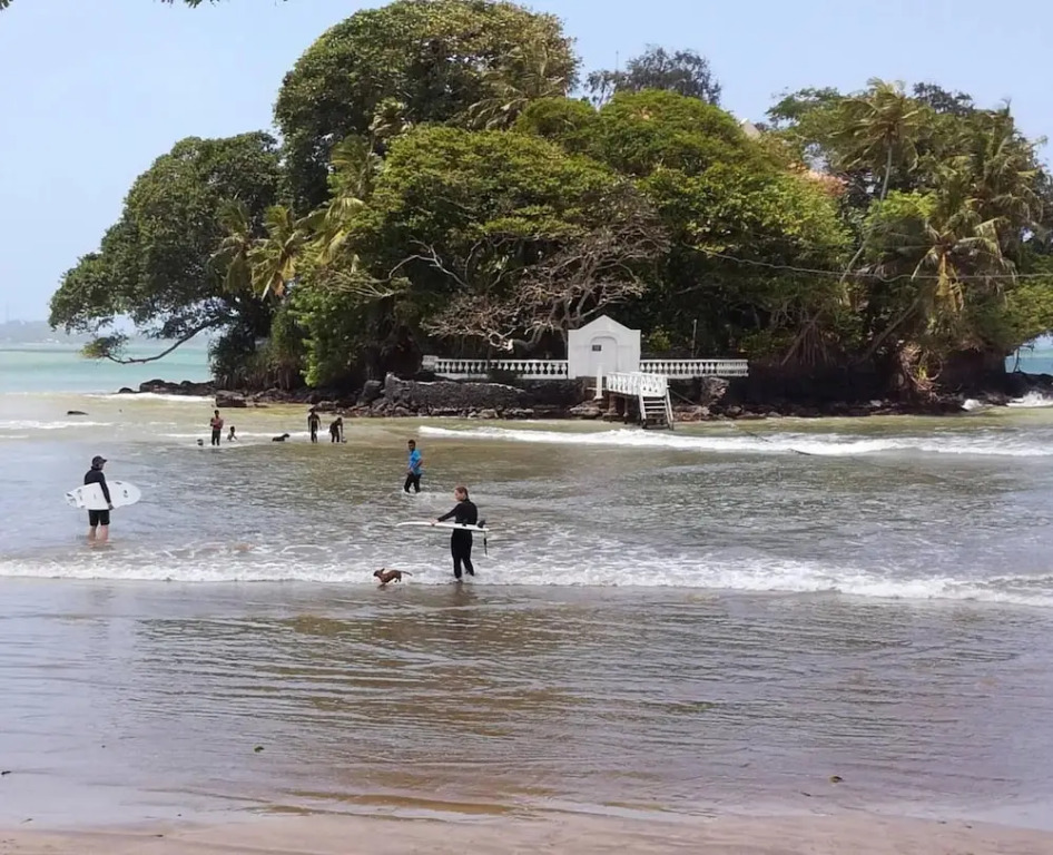 OceanLife Surf Stay at Horizon Inn