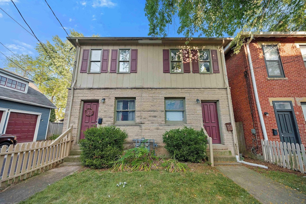 North Pearl Residencies 876