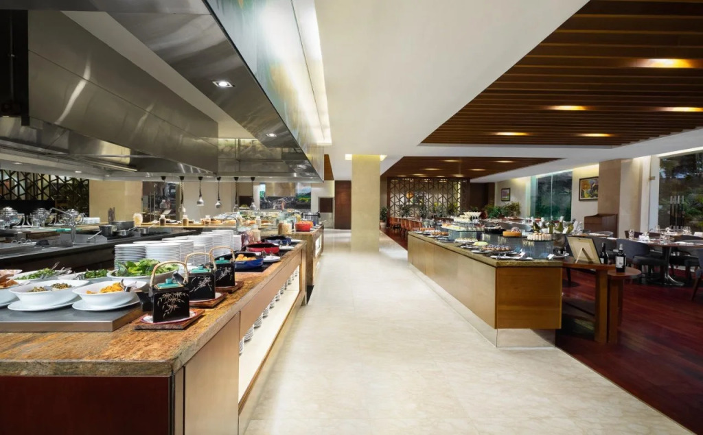 Crowne Plaza West Hanoi Residences
