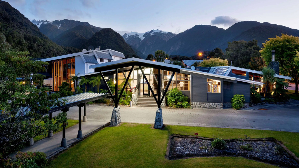 Scenic Hotel Franz Josef Glacier