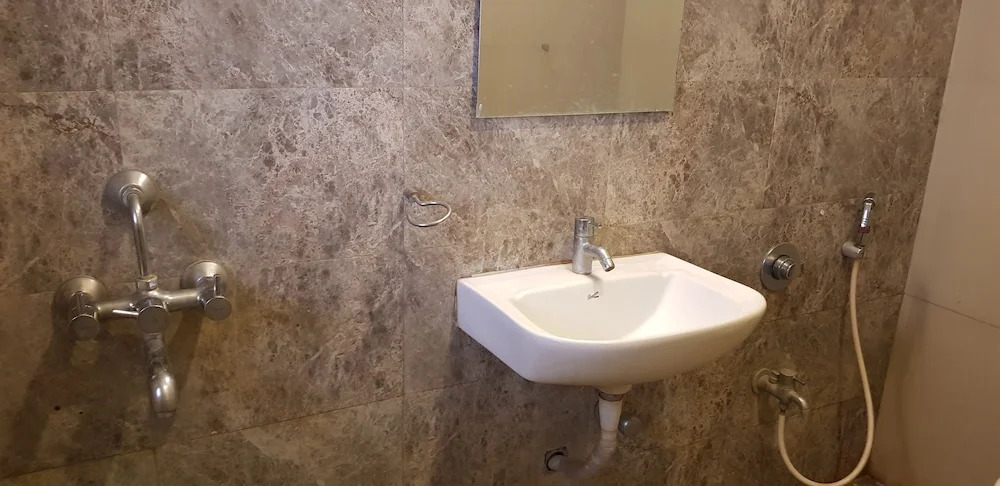 Hotel Bhagwati Lodging